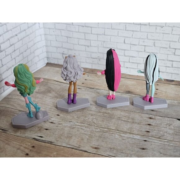 Monster High Minis Lot of 4 Three Inch Figures Stands Draculaura Clawdeen Franki - Picture 2 of 2